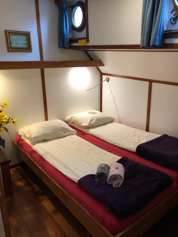 Hotelboot Zwaan Άμστερνταμ Εξωτερικό φωτογραφία